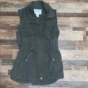 American Rag army green vest